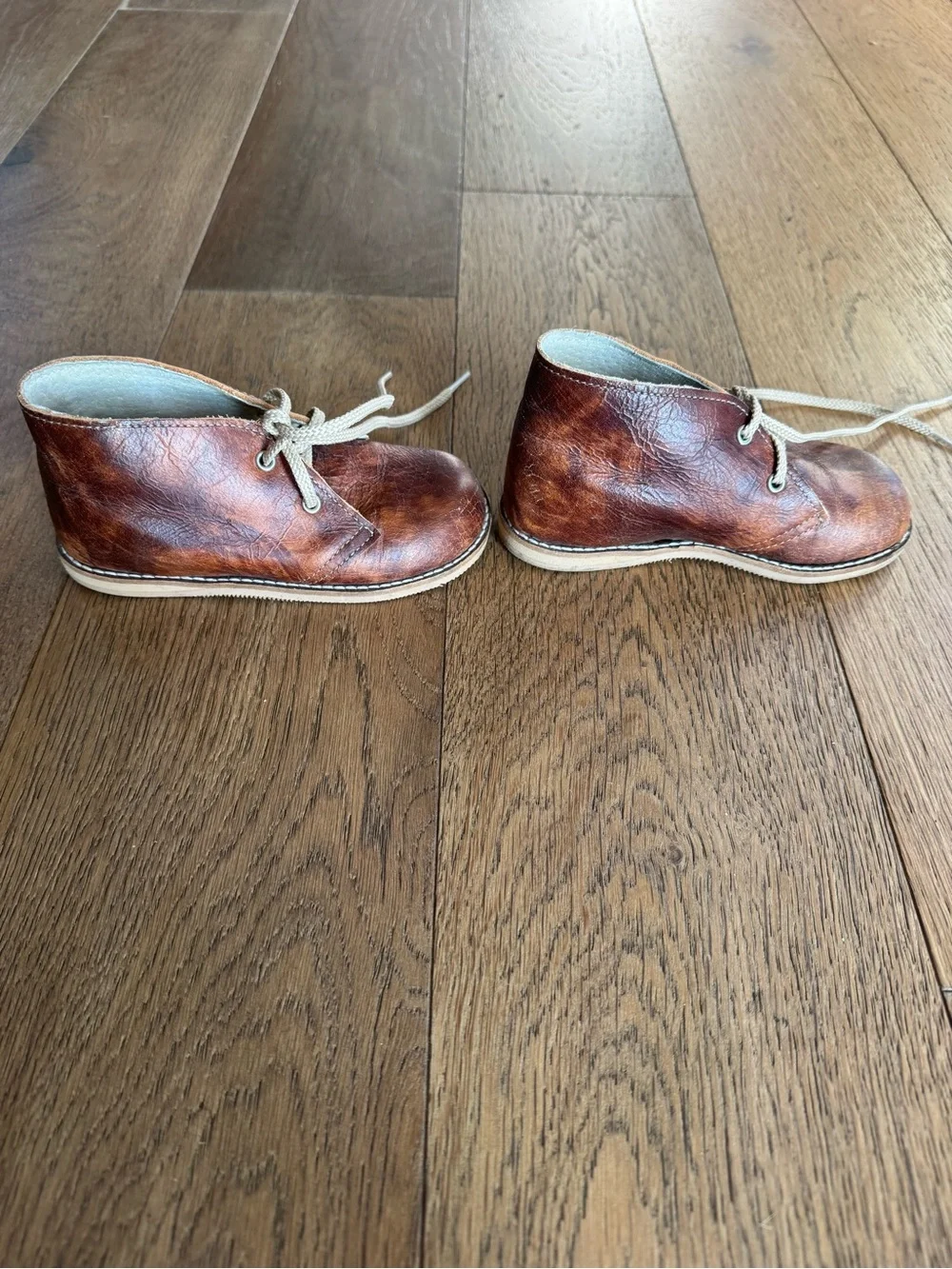 Mon Petite Oxford Saddle Shoes Size Toddler  8